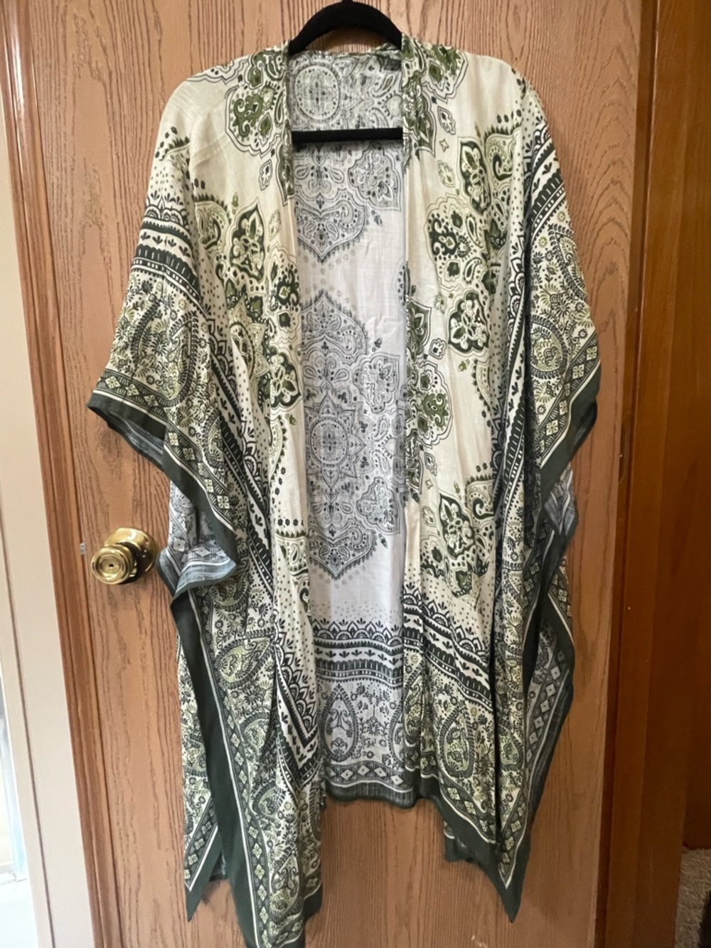 Paisley Open-Front Kimono in Olive & Cream